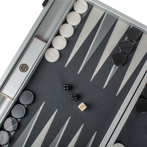 SILVER GRID TEXTURE with RUBBER PLAYING FIELD Backgammon