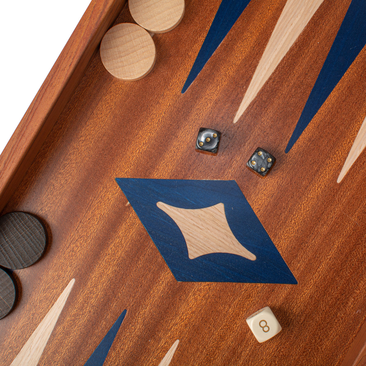 Backgammon de Luxe en Noyer et Nacre - Set Haut de Gamme 48 x 30 cm Backgammon de Luxe en Noyer et Nacre - Set Haut de Gamme 48 x 30 cm