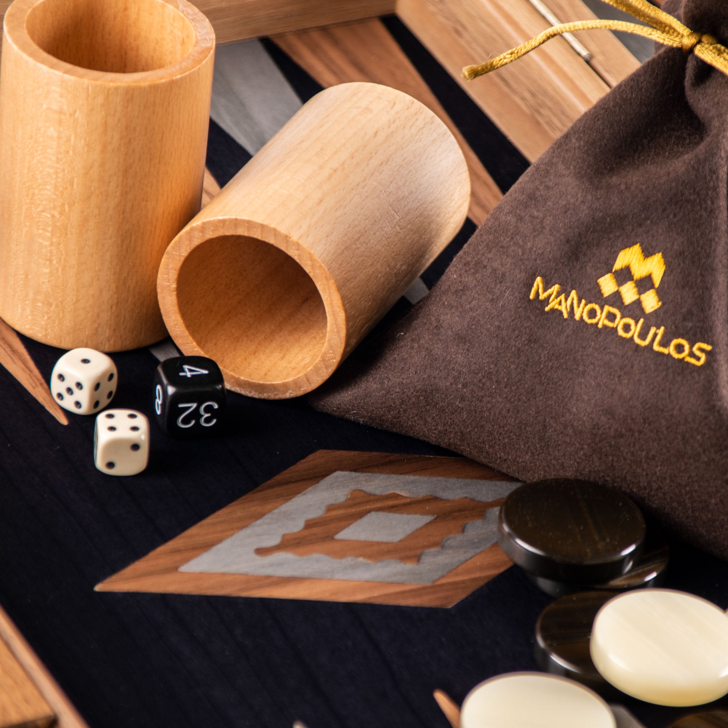 Manopoulos Backgammon Set Aus Walnussholz Antik - Mit 23 Ständern, 36 Mm Steinen, Würfeln & Tasche, Handgefertigt In Griechenland