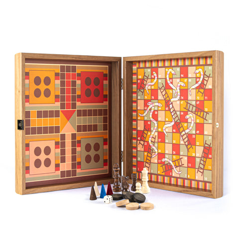 RAINBOW COLOURS - 4 in 1 Combo Game - Chess/Backgammon/Ludo/Snakes
