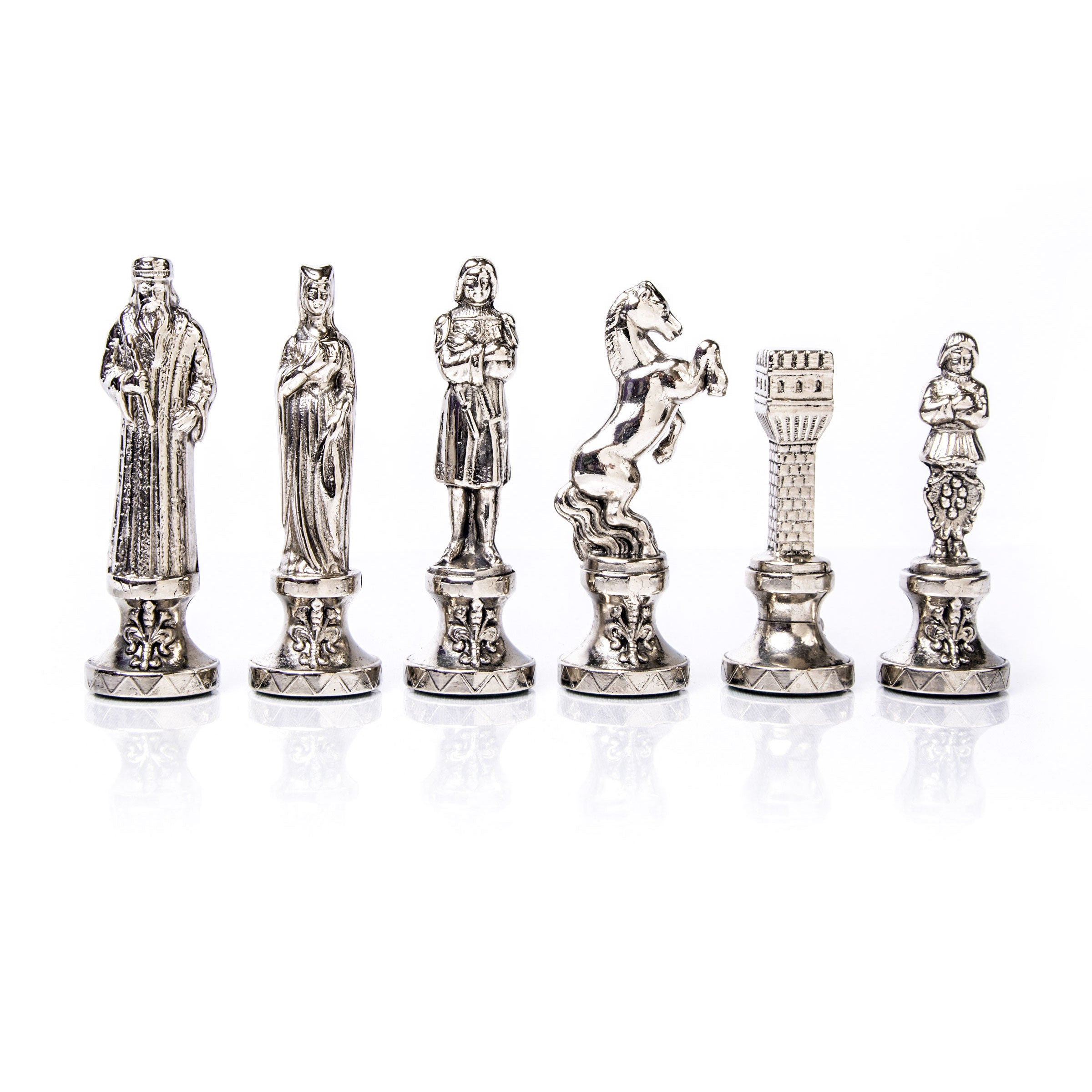 Handcrafted Renaissance Chess Set - Gold & Silver (Medium