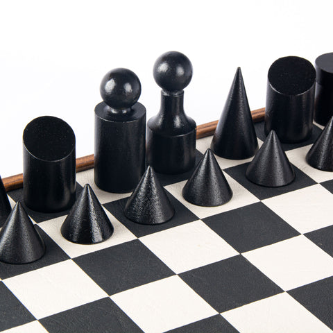 BAUHAUS STYLE Black & White Chess set 40x40cm (Medium) with chessmen 8.5cm King