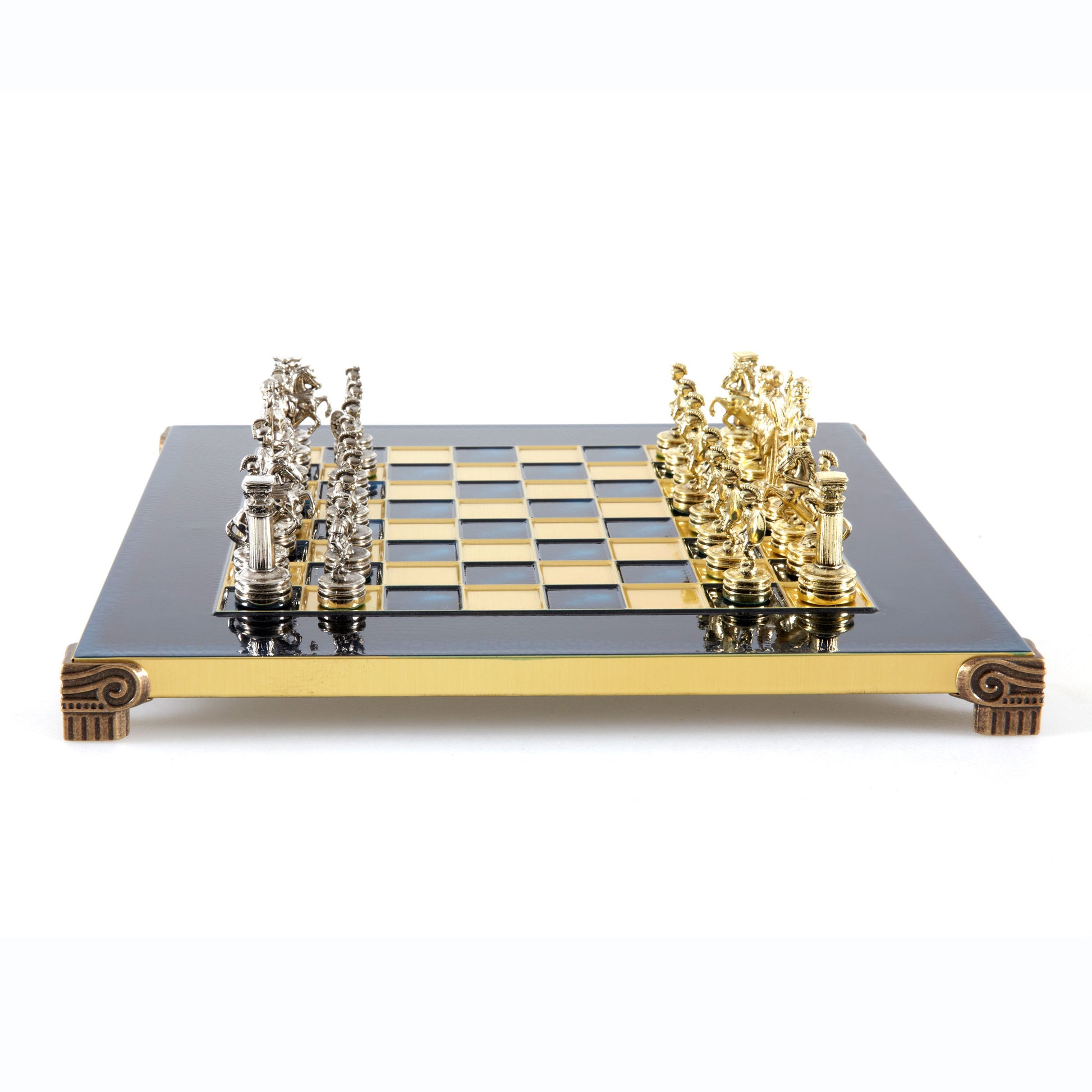 Magnifique jeu d’échecs europe de l est échiquier chess set Magnifique jeu d’échecs europe de l est échiquier chess set